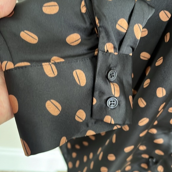 Ricki’s Satin Blouse Size LG - Picture 6 of 9